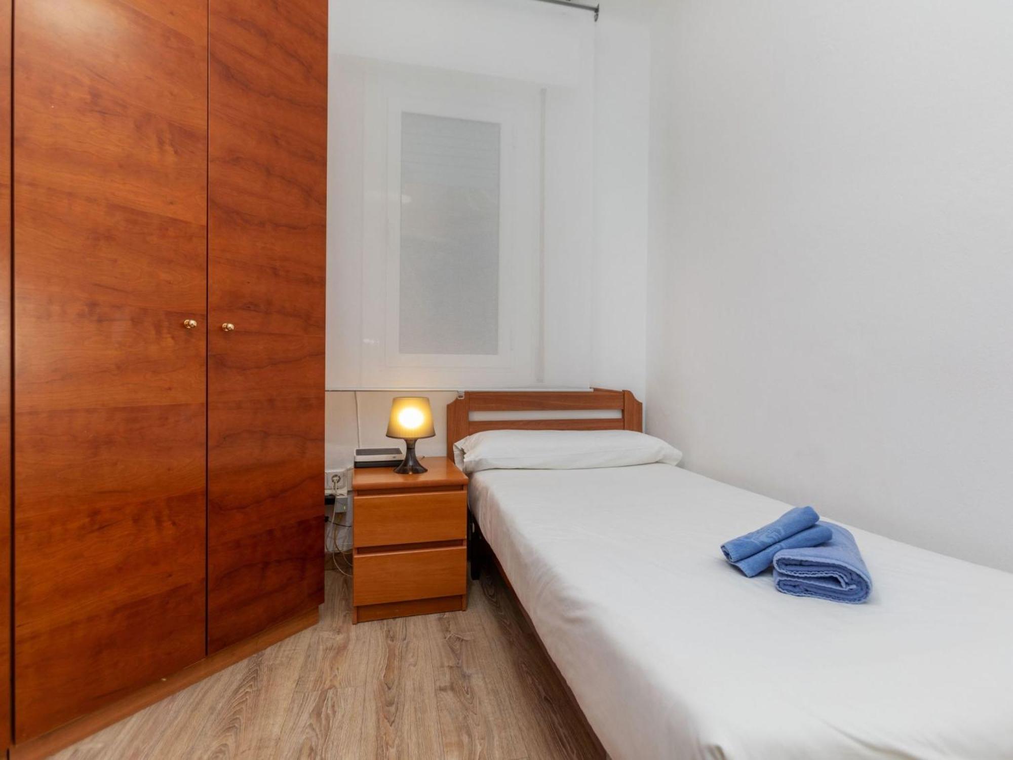 Apartment Eixample Esq Rocafort Diputacio By Interhome Barcelona Exterior foto