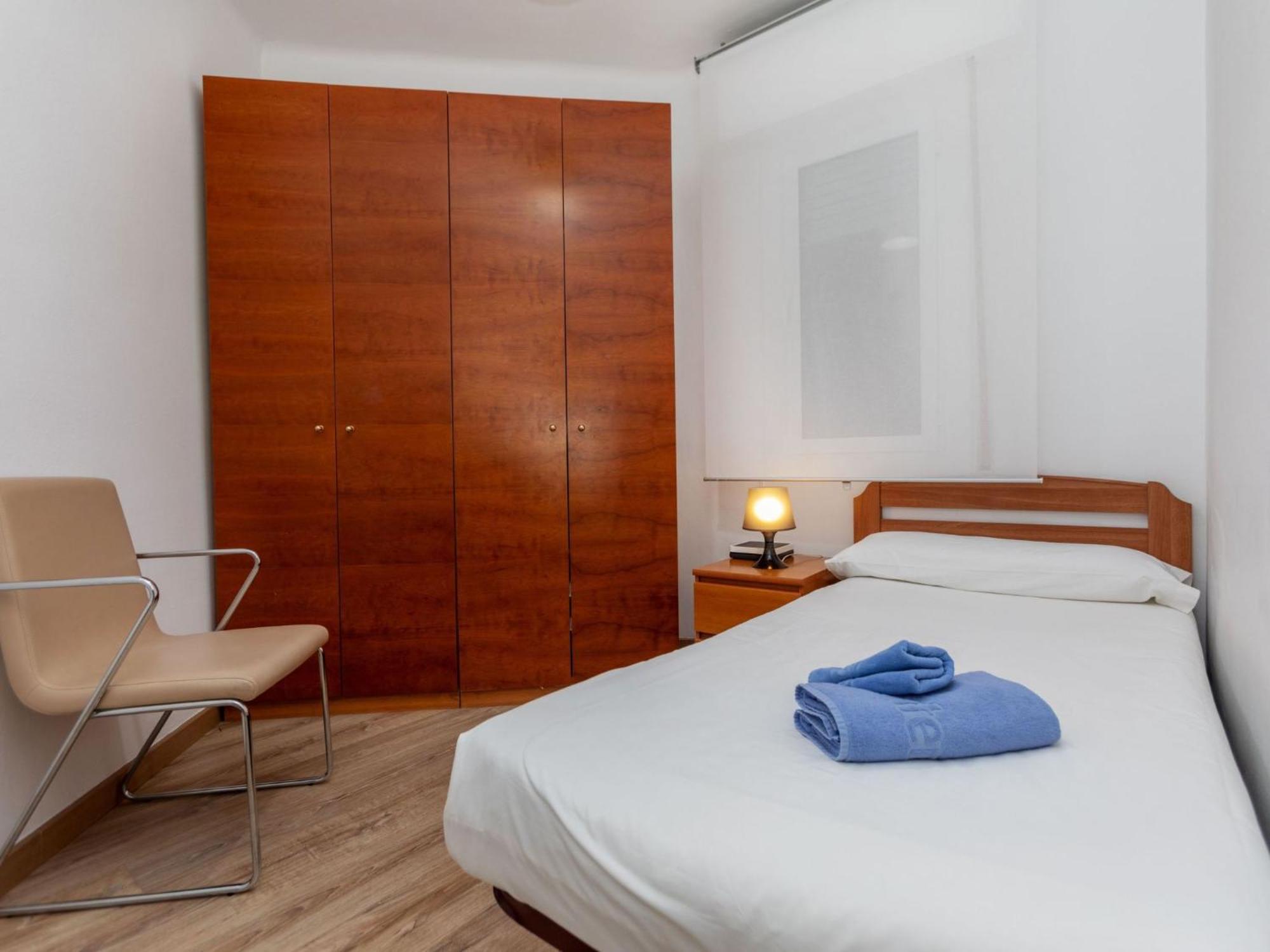Apartment Eixample Esq Rocafort Diputacio By Interhome Barcelona Exterior foto